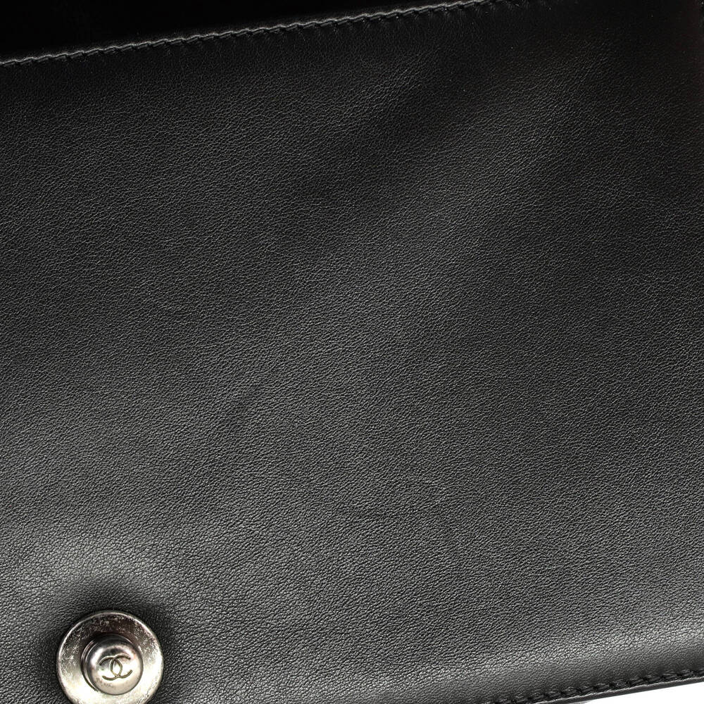 Chanel Boy Flap Bag Chevron Calfskin #260991C42B - Picture 7 of 8